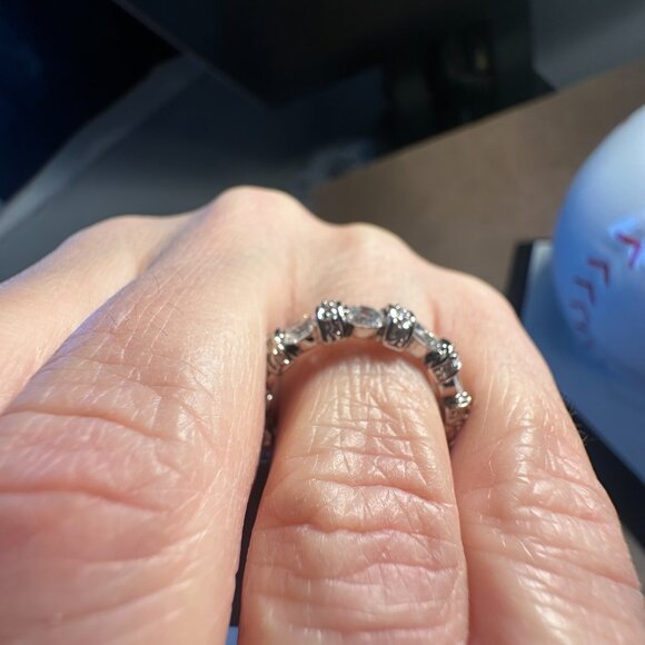 GORGEOUS CI.925 Silver - Eternity Band - NEW - Picture 6 of 9